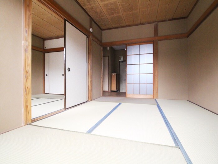 物件内観写真8　(居室)