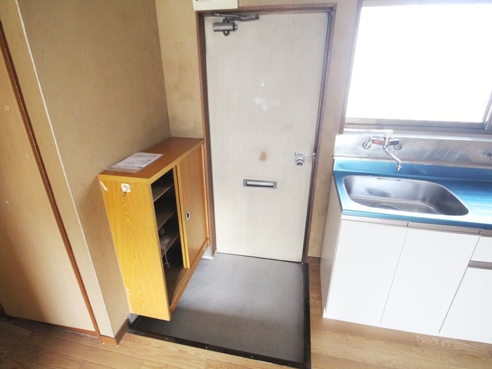 物件内観写真14　(玄関)