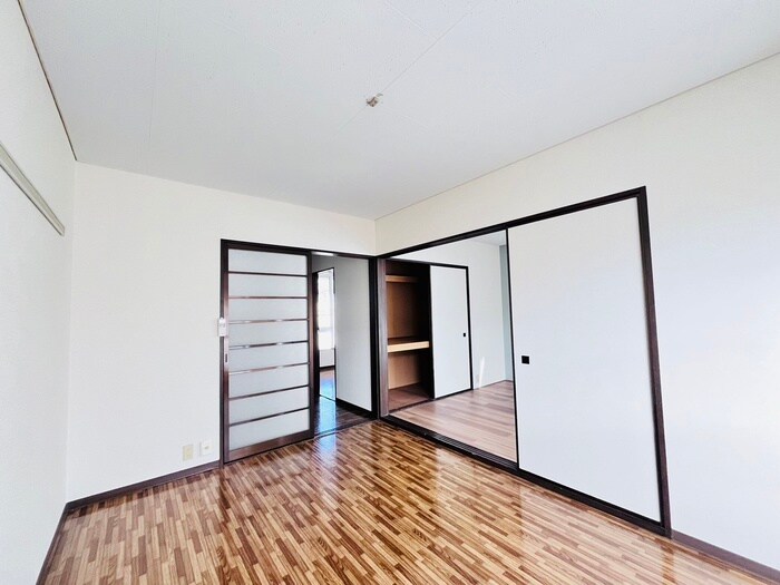 物件内観写真9　(居室)