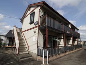 コ－ラルハイツ東本郷町弐番館外観写真