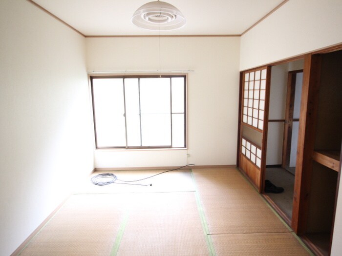 物件内観写真8　(居室)