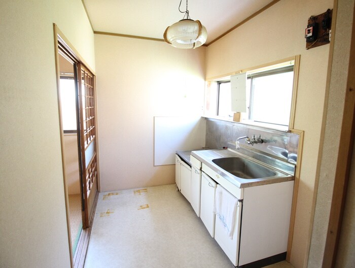 物件内観写真10　(内観写真)