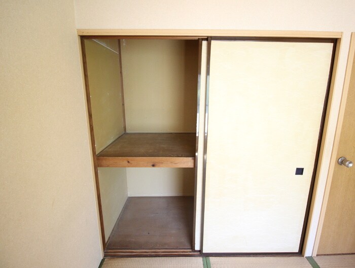 物件内観写真11　(収納)