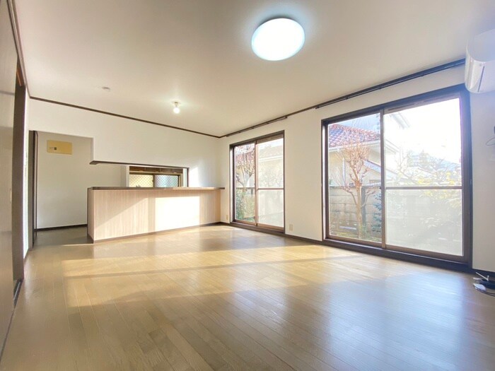 物件内観写真5　(居室)