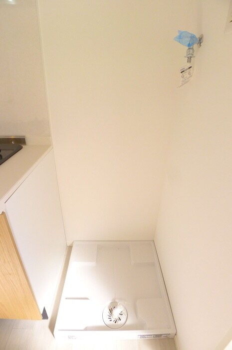 物件内観写真12　(洗濯機置場)