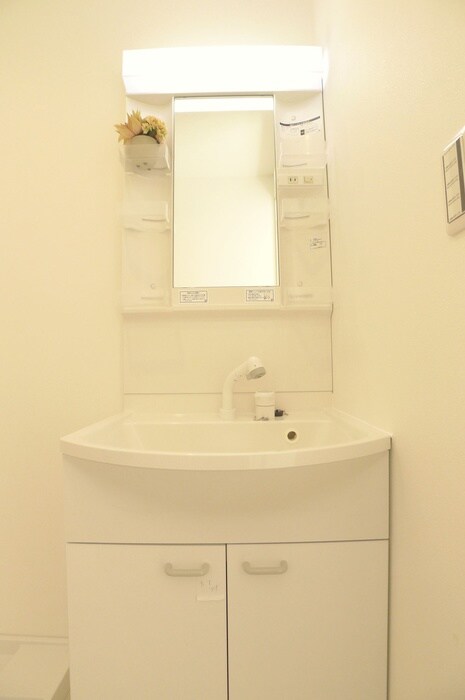 物件内観写真12　(洗面)