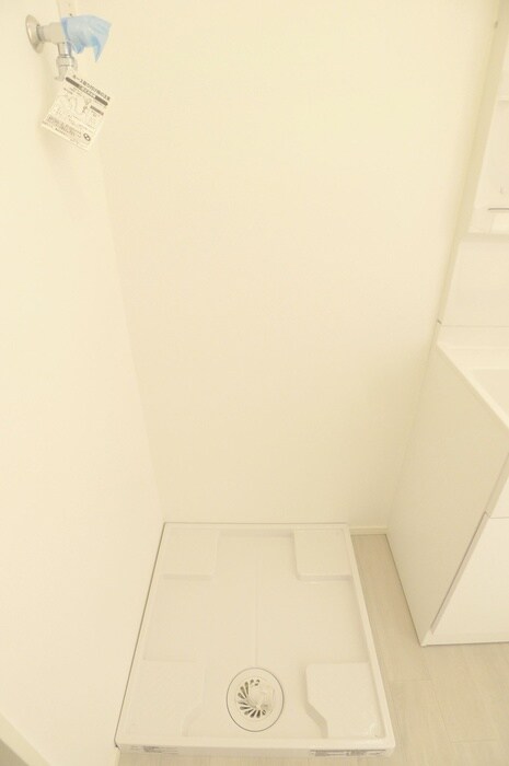 物件内観写真13　(洗濯機置場)