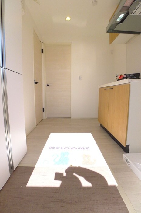 物件内観写真16　(玄関)