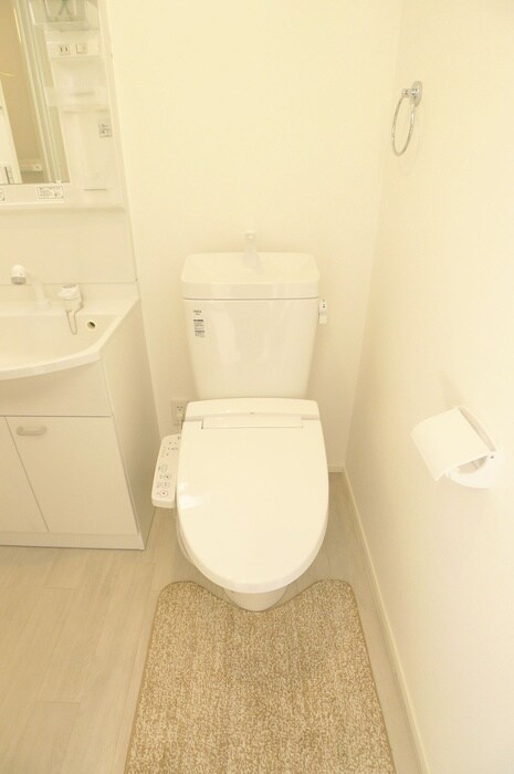 物件内観写真17　(トイレ)