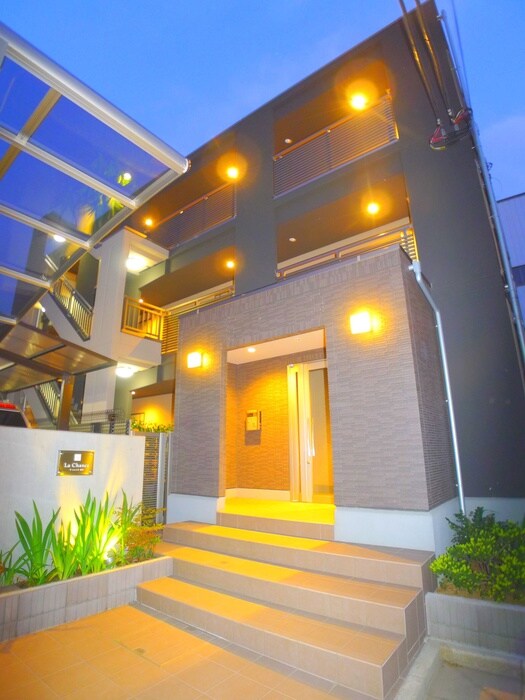 物件外観写真1　(外観写真)