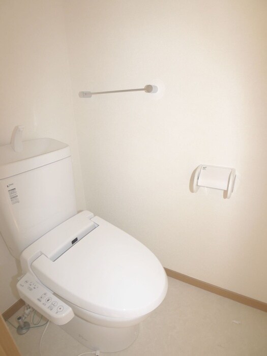 物件内観写真9　(トイレ)