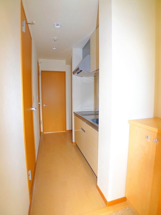 物件内観写真10　(廊下)