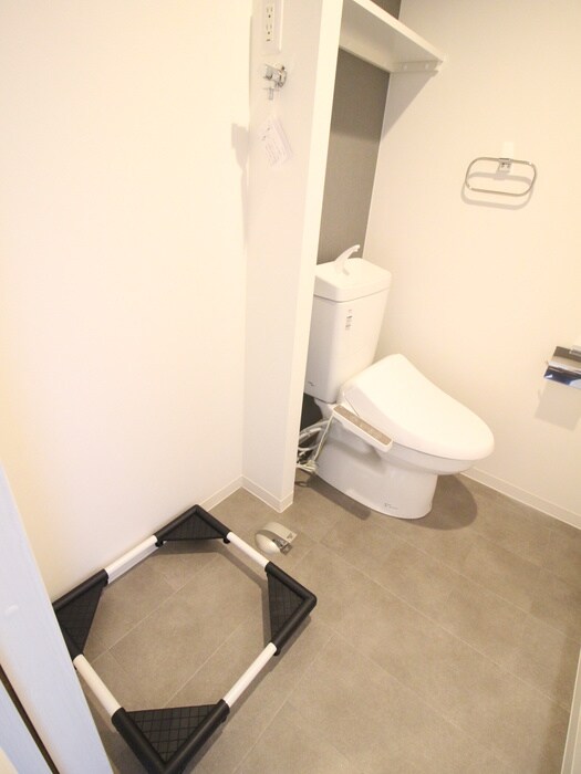 物件内観写真13　(洗濯機置場)