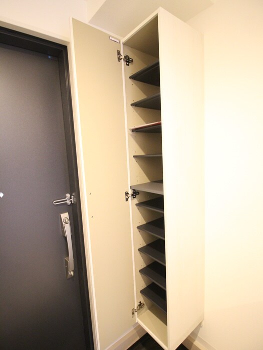 物件内観写真18　(靴箱)