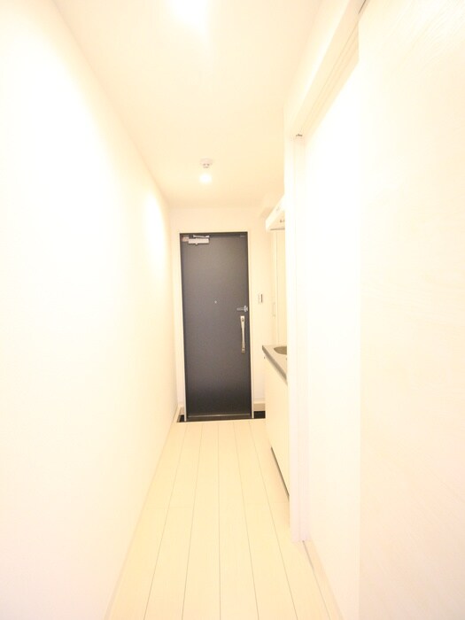 物件内観写真19　(廊下)