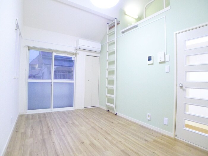 物件内観写真7　(居室)