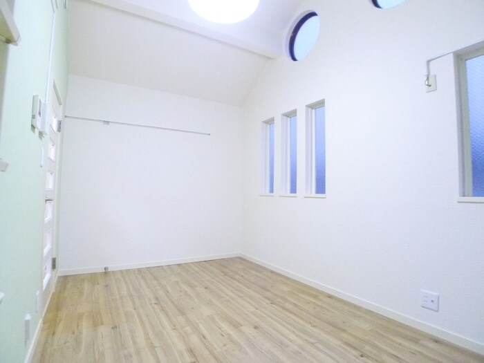 物件内観写真9　(居室)