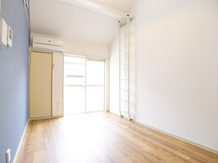 物件内観写真10　(居室)