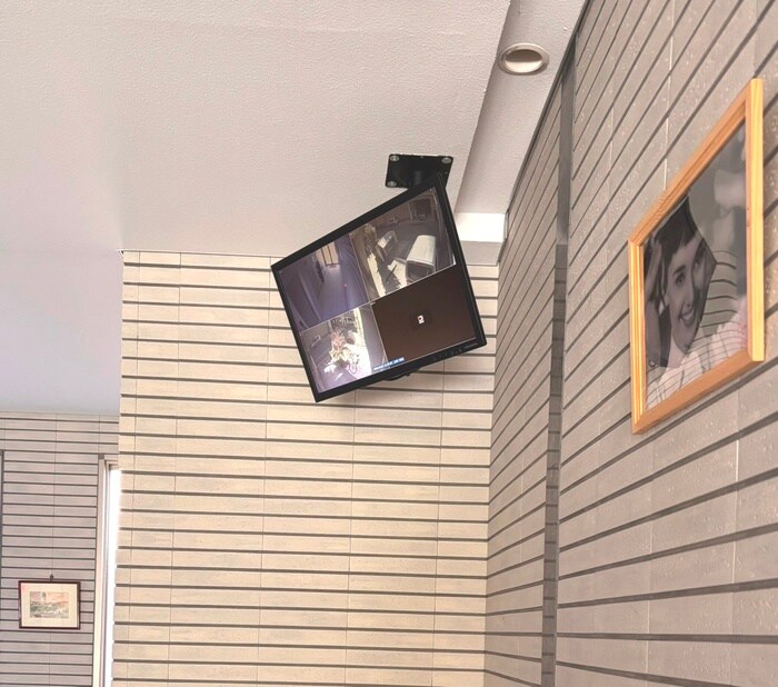 物件外観写真4　(エントランス部分)