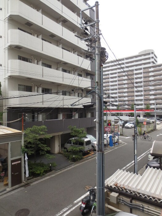 物件内観写真12　(室内からの展望)