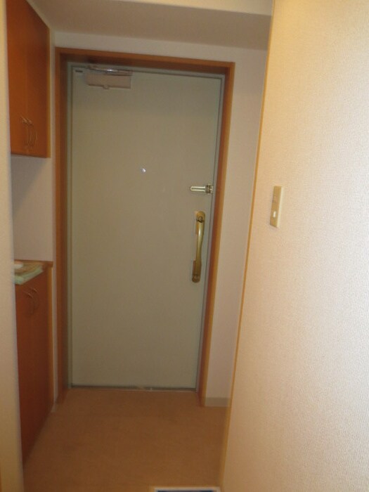 物件内観写真22　(玄関)