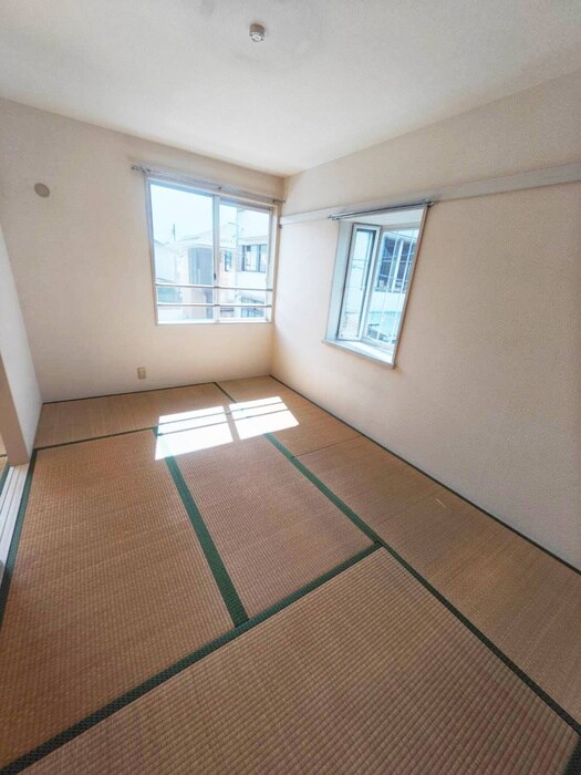 物件内観写真11　(居室)