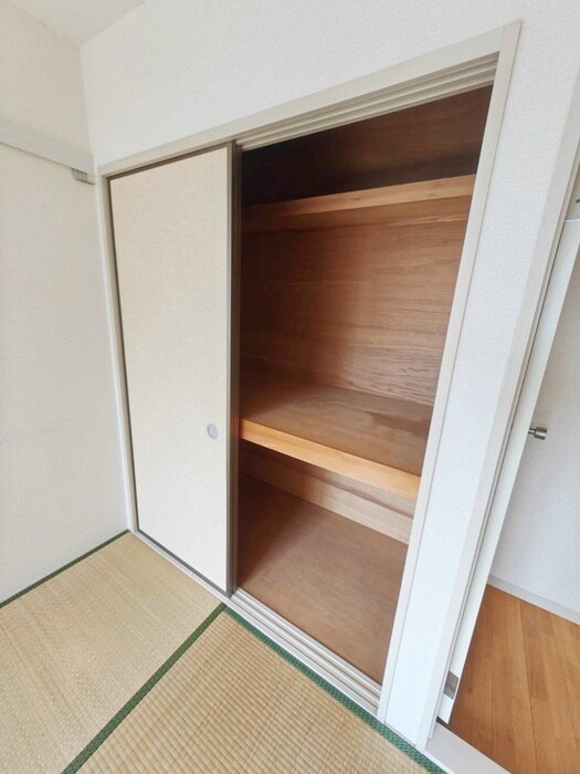 物件内観写真13　(収納)