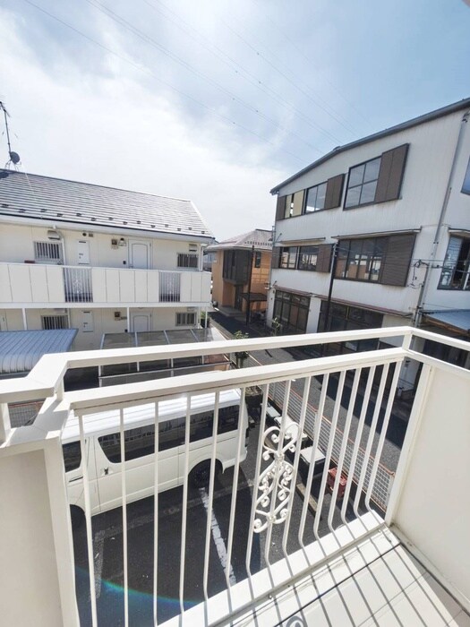 物件内観写真16　(室内からの展望)