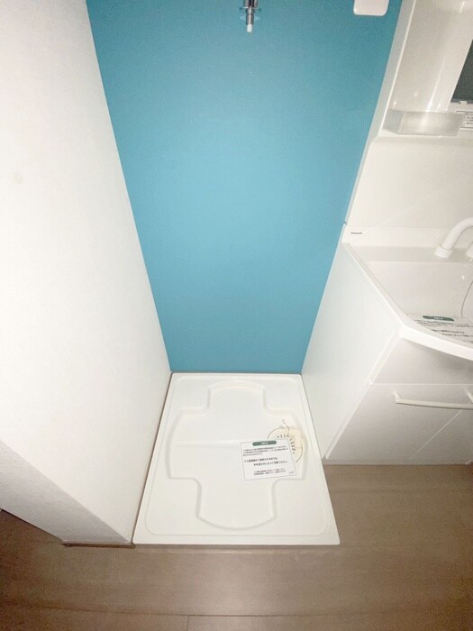 物件内観写真12　(洗濯機置場)