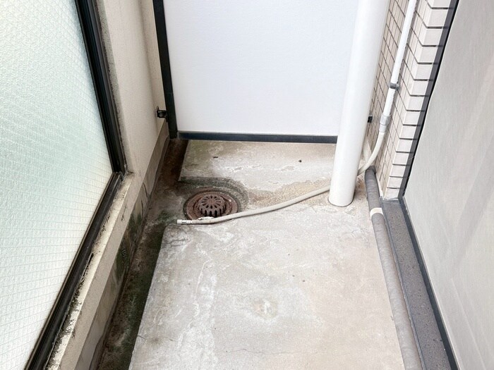 物件内観写真14　(洗濯機置場)