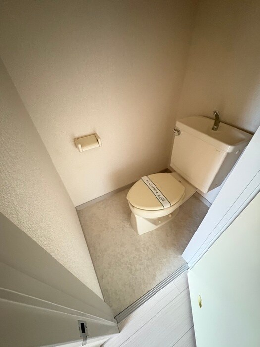 物件内観写真10　(トイレ)