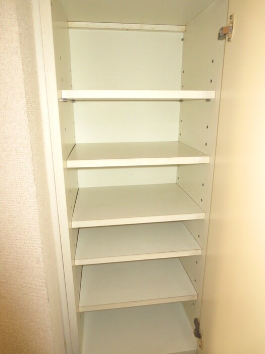 物件内観写真12　(靴箱)