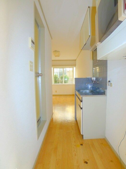 物件内観写真19　(廊下)