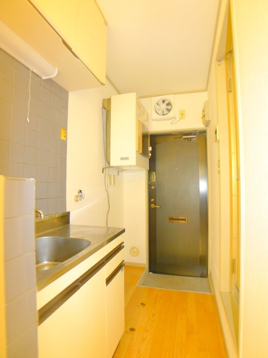 物件内観写真20　(廊下)