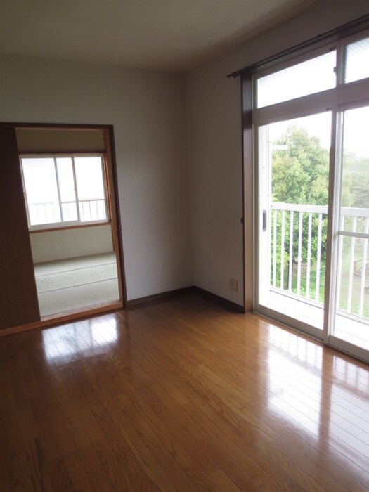 物件内観写真7　(居室)