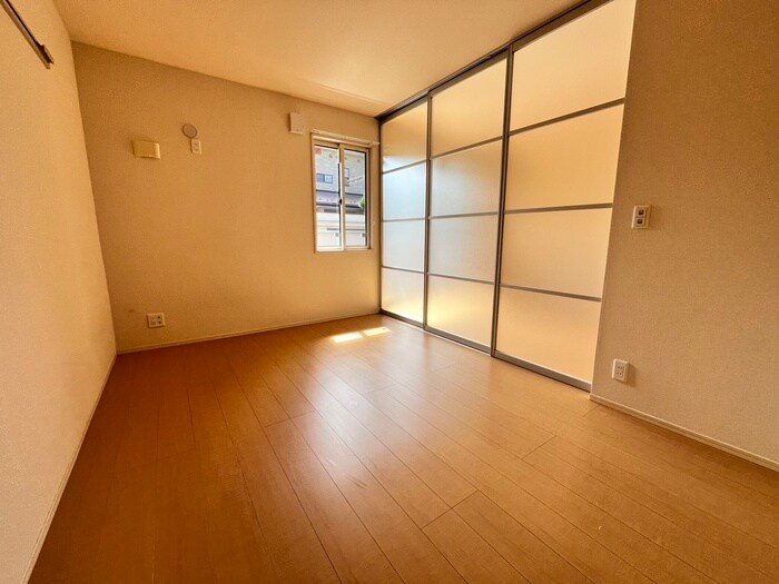 物件内観写真9　(居室)