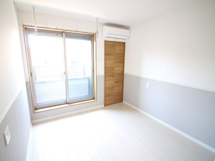 物件内観写真7　(居室)