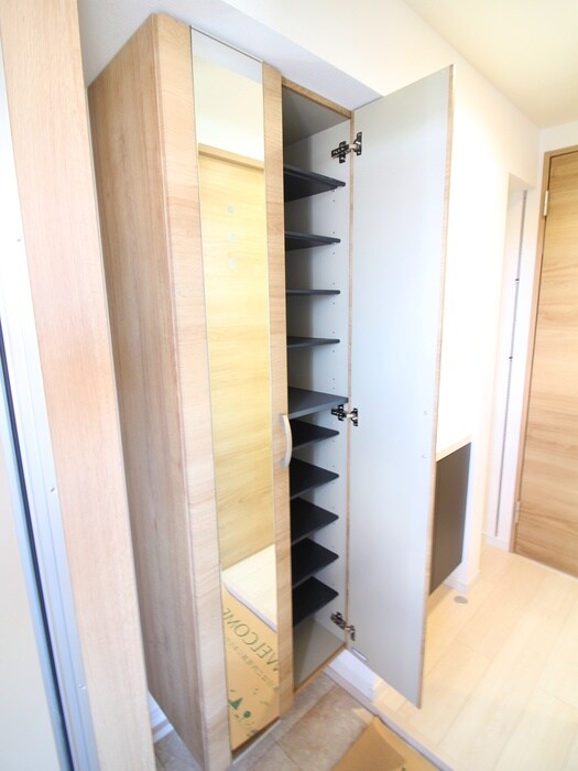 物件内観写真14　(靴箱)