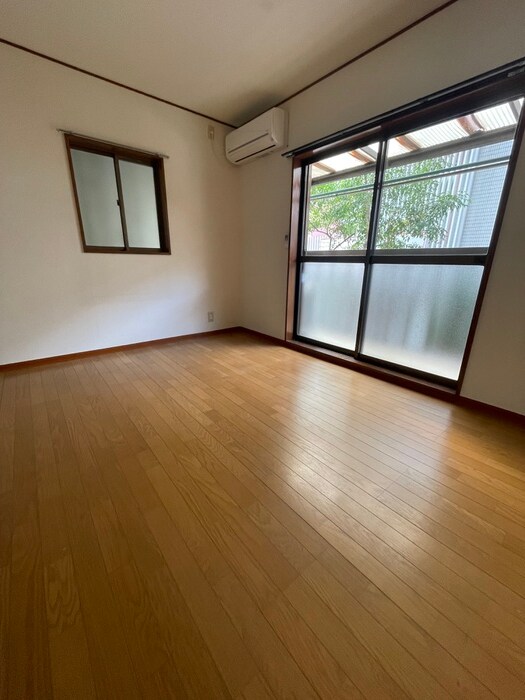 物件内観写真21　(居室)