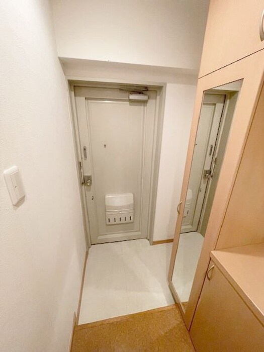 物件内観写真21　(玄関)