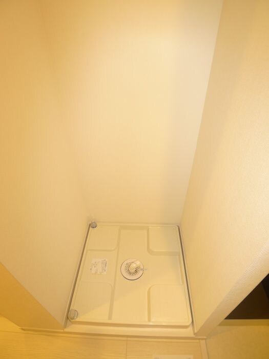 物件内観写真14　(洗濯機置場)