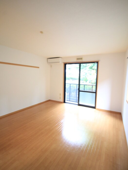 物件内観写真6　(居室)