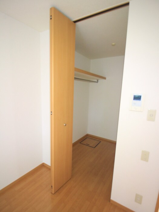 物件内観写真9　(収納)