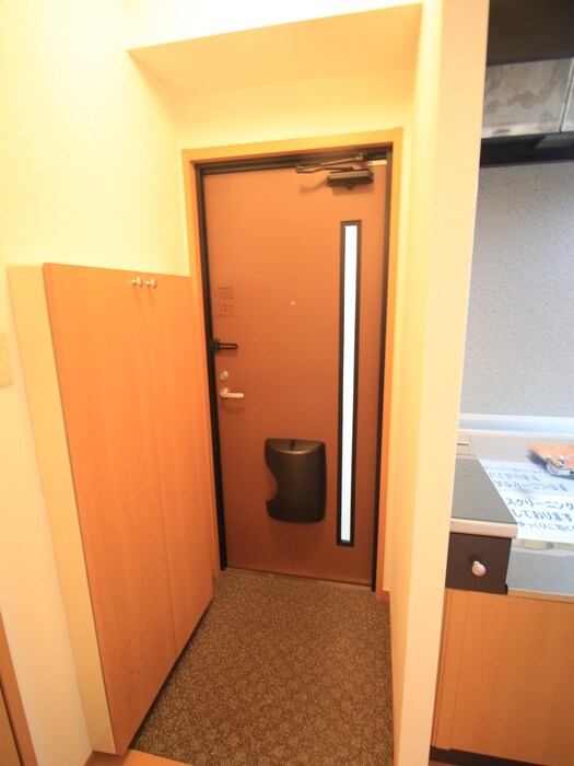 物件内観写真15　(玄関)