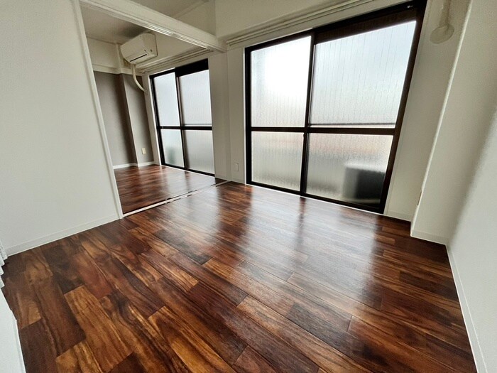 物件内観写真9　(居室)