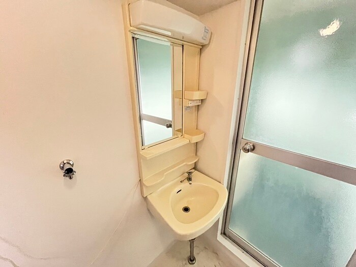 物件内観写真15　(洗面)