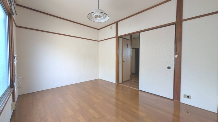 物件内観写真11　(居室)