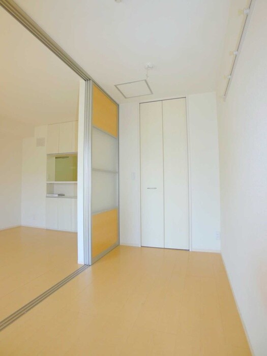 物件内観写真10　(居室)