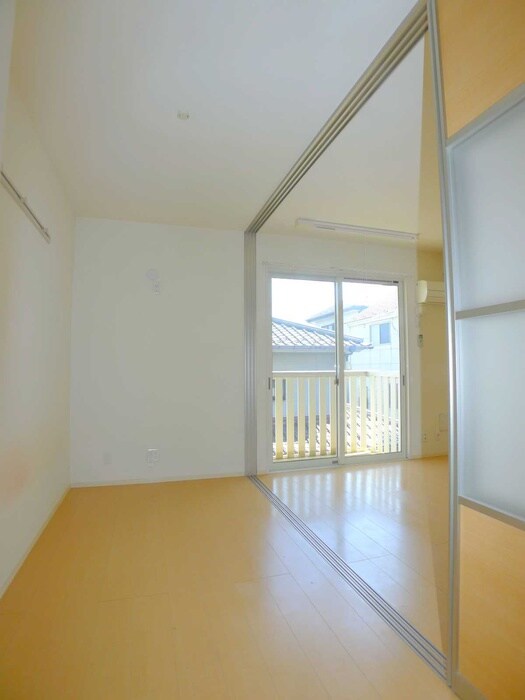 物件内観写真18　(居室)