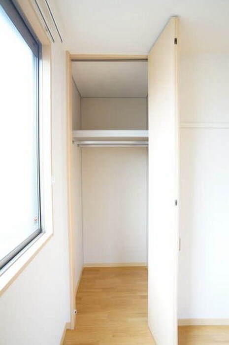 物件内観写真10　(収納)